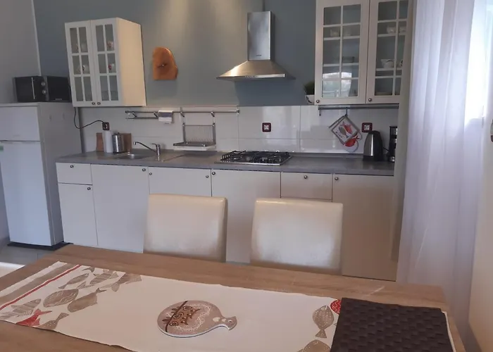 Green Garden Apartment Pula