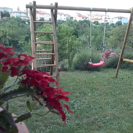 Апартаменти Green Garden *